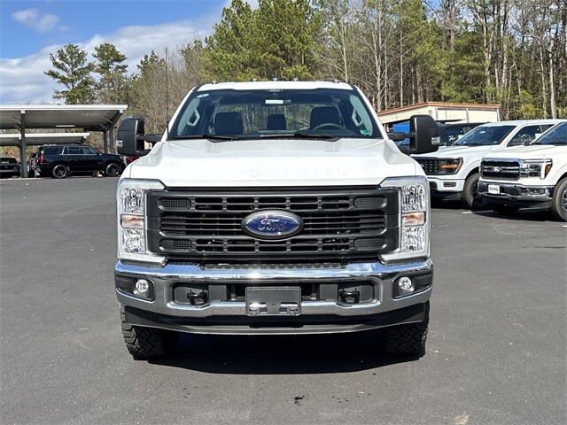 2025 Ford F-350 XL photo 3
