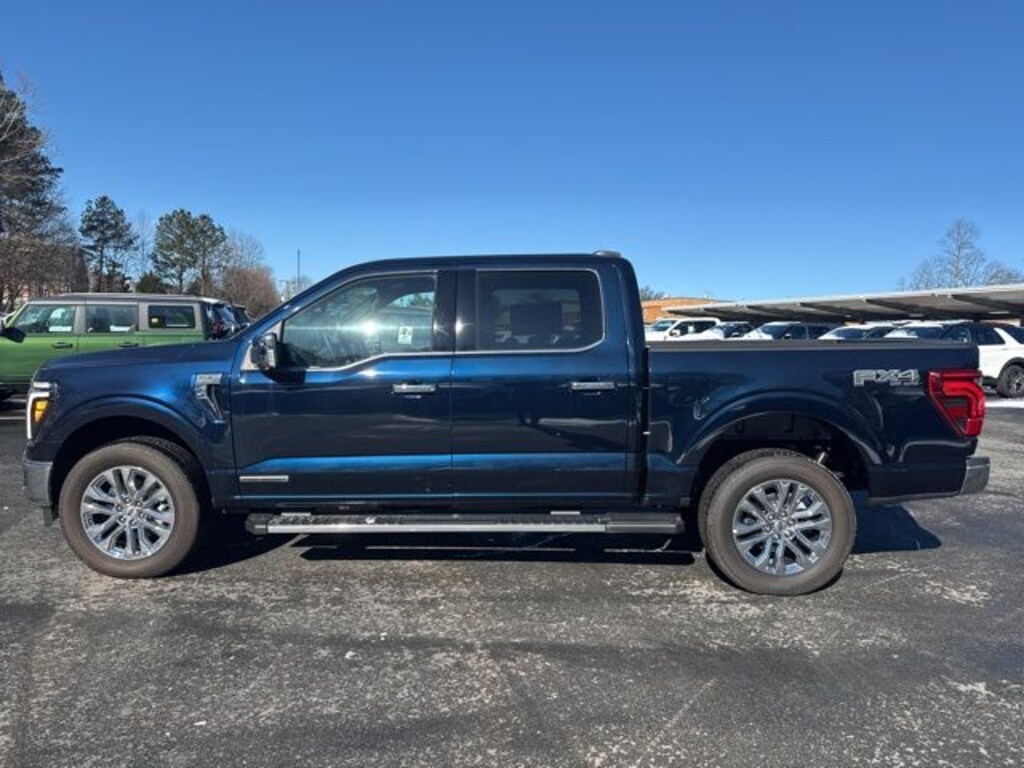 New 2025 Ford F-150 Lariat 4D SuperCrew