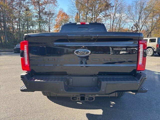 2026 Ford F-350 Lariat photo 4