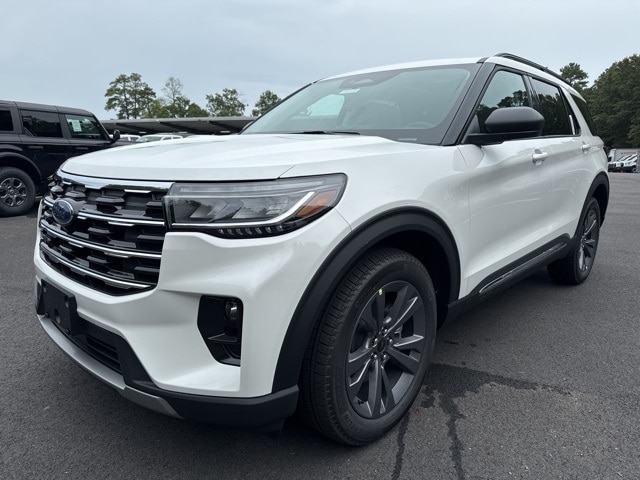 2025 Ford Explorer 4D Sport Utility 