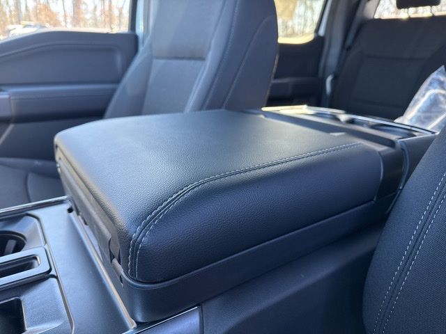 2025 Ford F-150 XLT - Photo 18