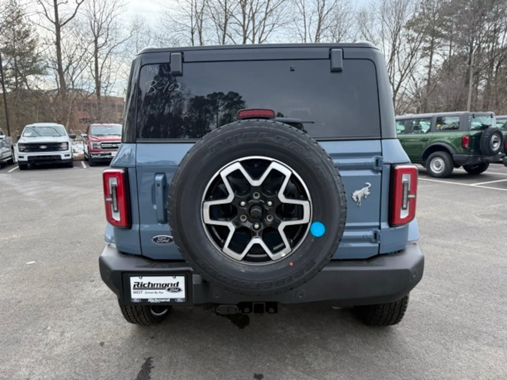 New 2025 Ford Bronco Outer Banks 4D Sport Utility