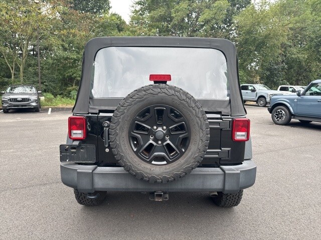 2016 Jeep Wrangler Unlimited Sport photo 4