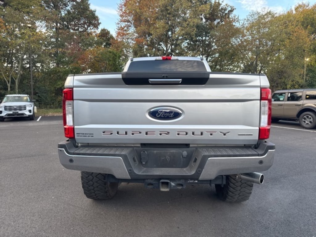 Used 2017 Ford F-250SD XLT Truck