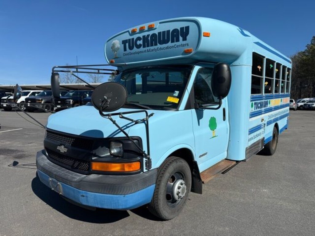 Used 2005 Chevrolet Express Van G3500 Base Cutaway Cab/Chassis