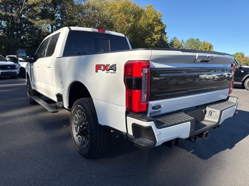 New 2026 Ford F-350 Platinum 4D Crew Cab