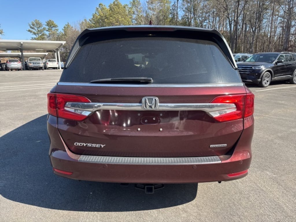Used 2018 Honda Odyssey Touring Minivan/Van