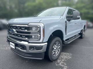 2026 Ford F-350 Lariat 4D Crew Cab