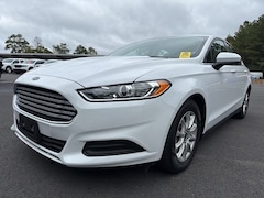 2016 Ford Fusion S Sedan