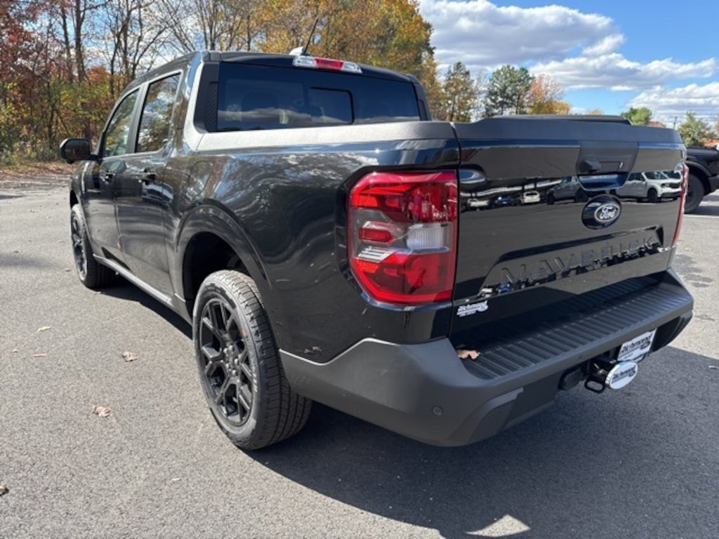 New 2025 Ford Maverick Lariat 4D Crew Cab