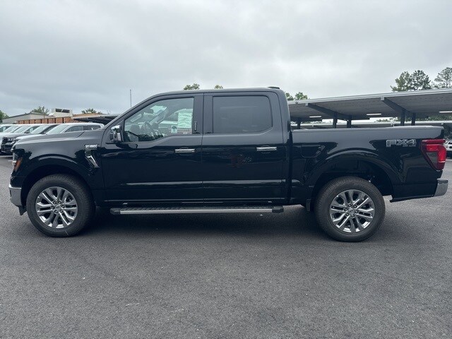 2024 Ford F-150 XLT photo 2