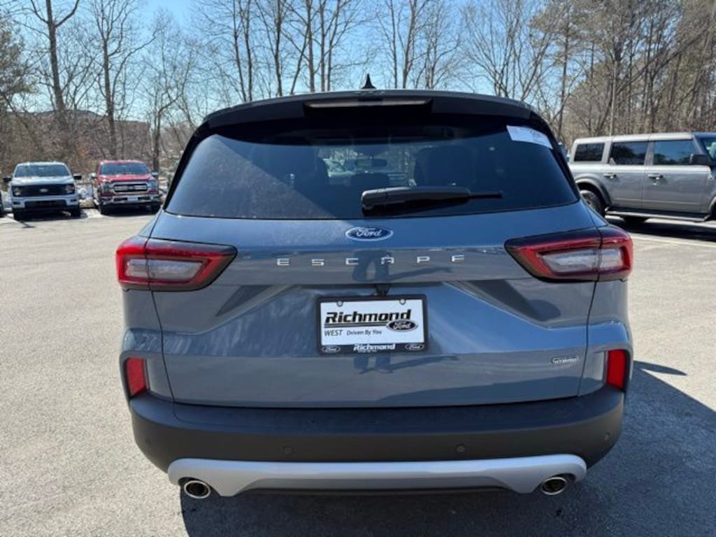 New 2026 Ford Escape Base 4D Sport Utility