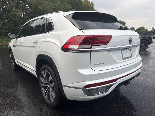 2021 Volkswagen Atlas Cross Sport V6 SEL Premium R-Line photo 2