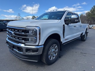 2026 Ford F-350 Lariat 4D Crew Cab