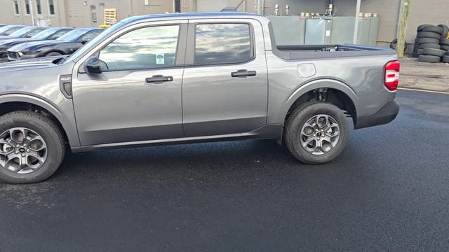 2025 Ford Maverick XLT - Photo 6
