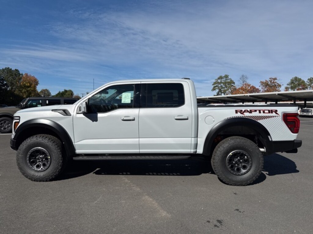 New 2025 Ford F-150 Raptor 4D SuperCrew