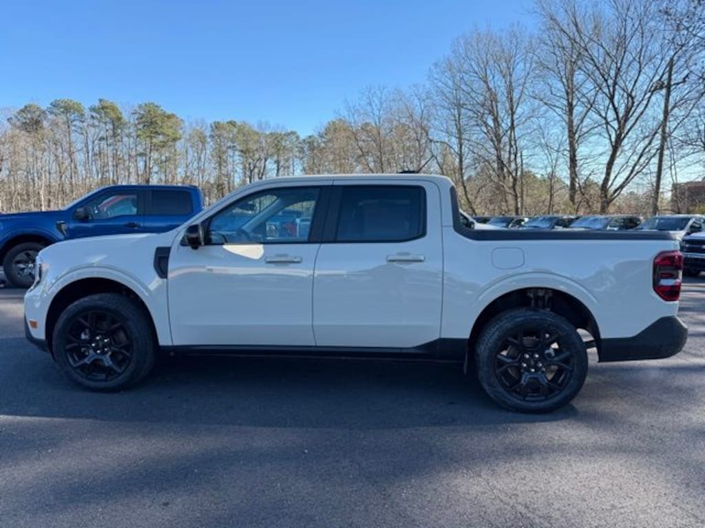 New 2025 Ford Maverick Lariat 4D Crew Cab