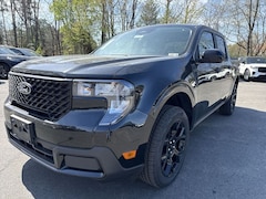 2025 Ford Maverick XLT 4D Crew Cab