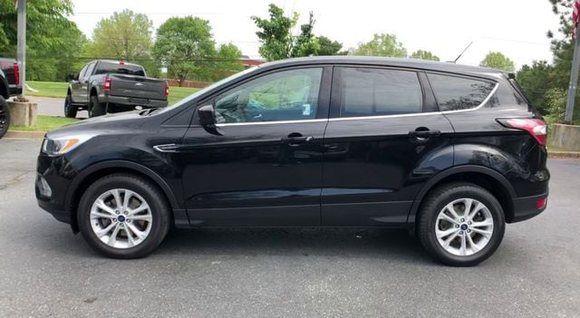 Used 2017 Ford Escape SE with VIN 1FMCU9GD3HUC27827 for sale in Glen Allen, VA