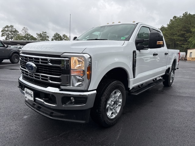 2025 Ford F-250 Work Pickup 