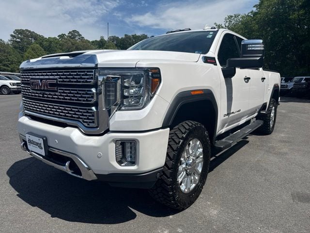 2020 GMC Sierra 4WD Crew Cab Standard Box Denali's photo