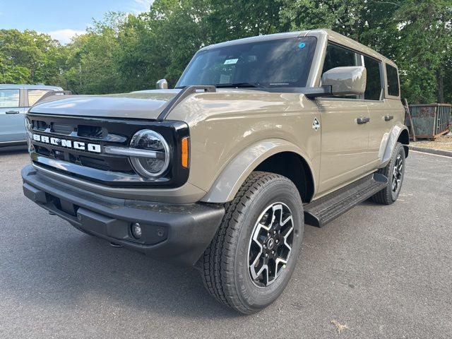 2026 Ford Bronco Outer Banks 4x4's photo