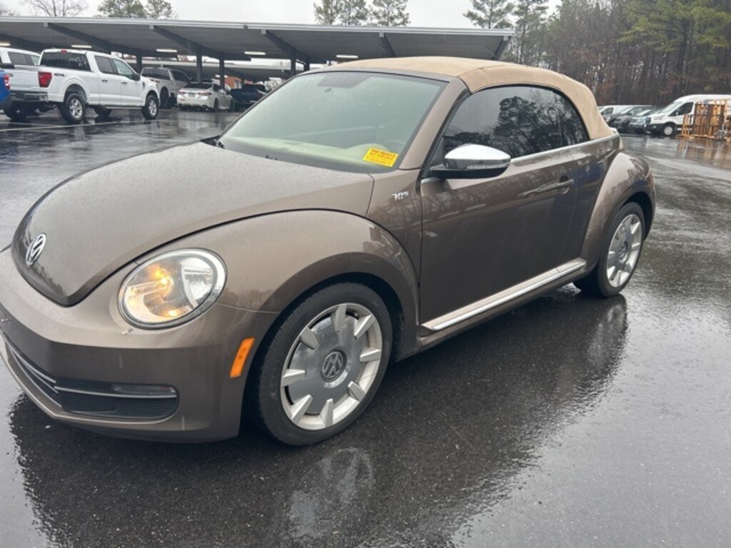 Used 2013 Volkswagen Beetle 2.5L 70s Edition Convertible