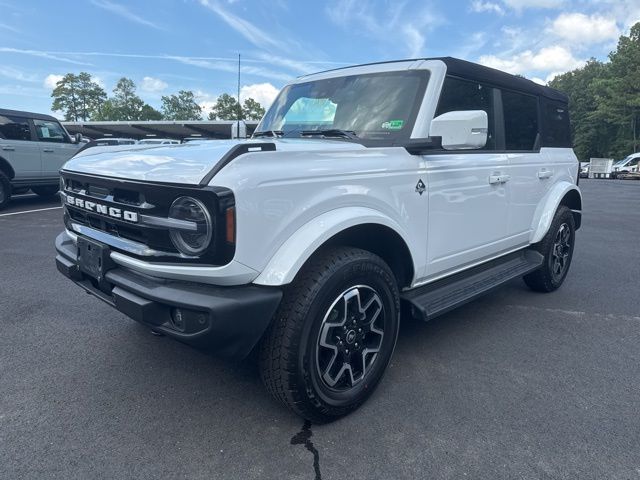 2025 Ford Bronco Outer Banks 4x4's photo