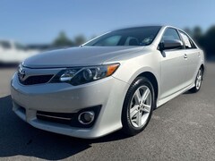 2012 Toyota Camry SE Sedan