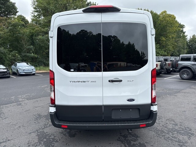 2025 Ford Transit photo 3