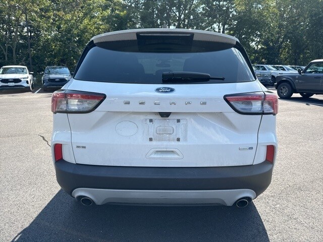 2020 Ford Escape SE photo 4