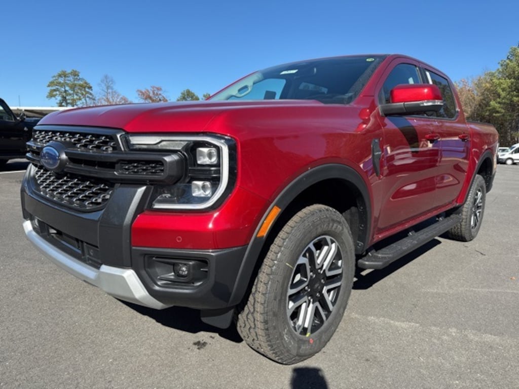 New 2025 Ford Ranger Lariat 4D Crew Cab