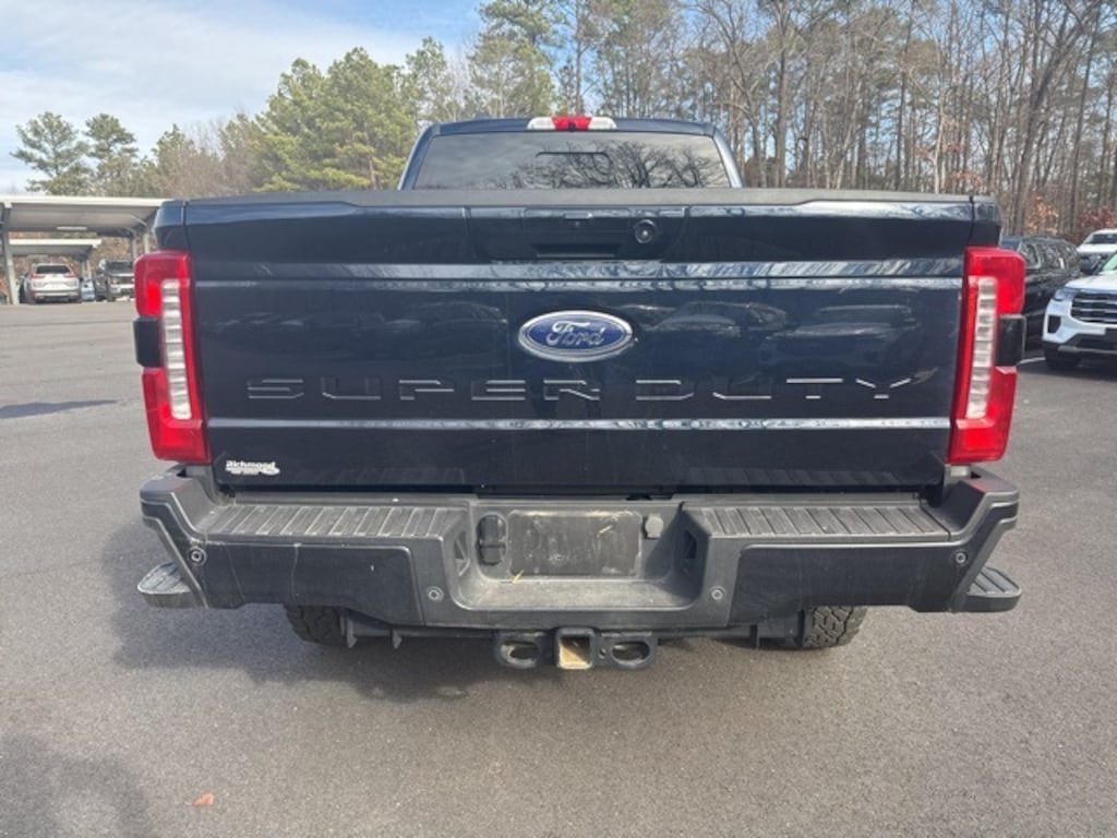 Used 2024 Ford F-350SD Lariat Truck