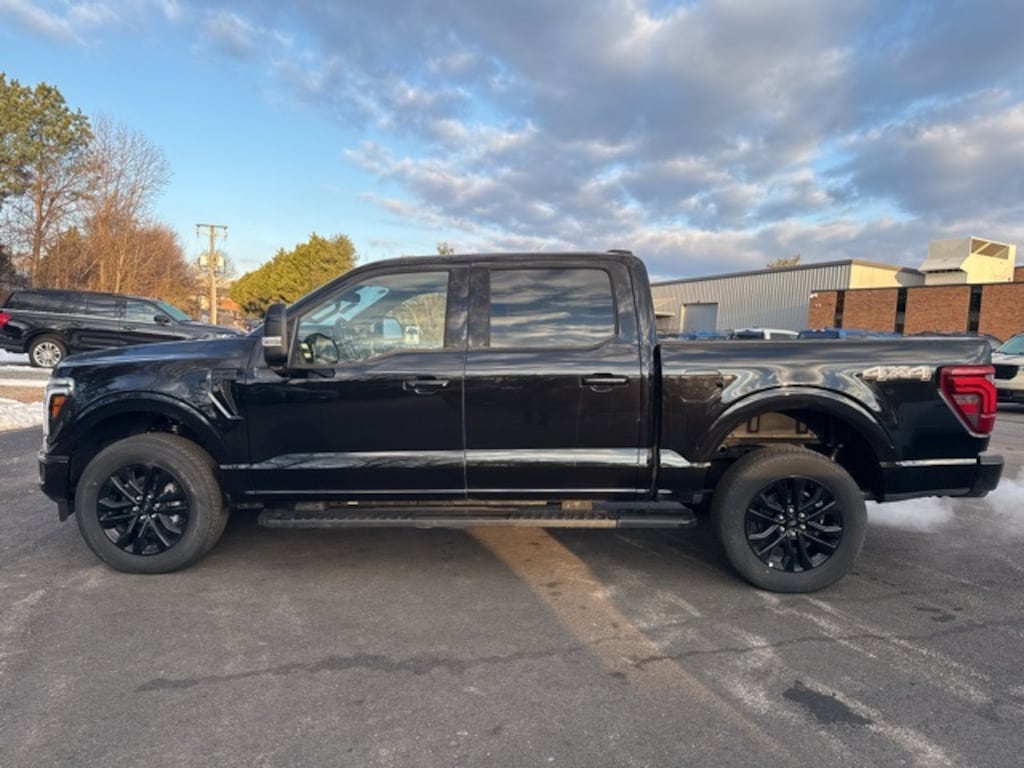 New 2025 Ford F-150 Lariat 4D SuperCrew
