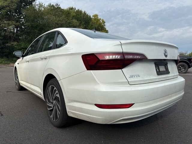 2021 Volkswagen Jetta SEL photo 2