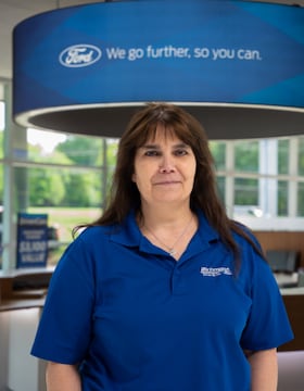 Staff member Tammy Hatch from ID_8782456c84b0