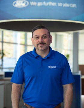 Staff member Danny McLemore from ID_2d96e692916d