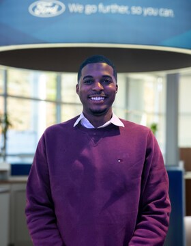 Staff member Dontaves Wiggs from ID_2d96e692916d