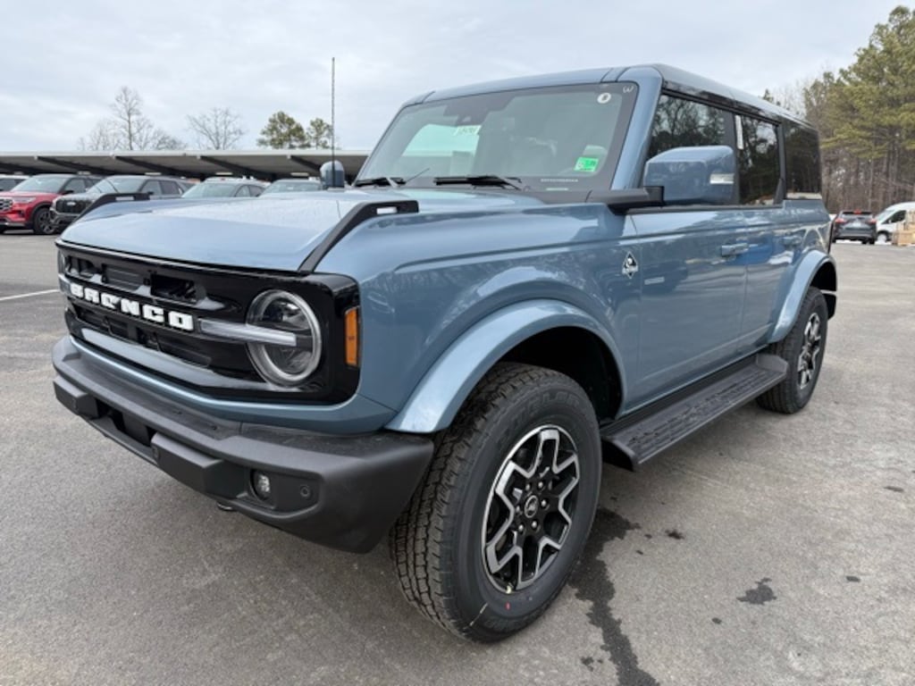 New 2025 Ford Bronco Outer Banks 4D Sport Utility