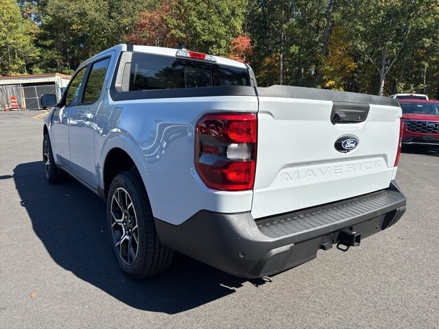 2025 Ford Maverick Lariat photo 3