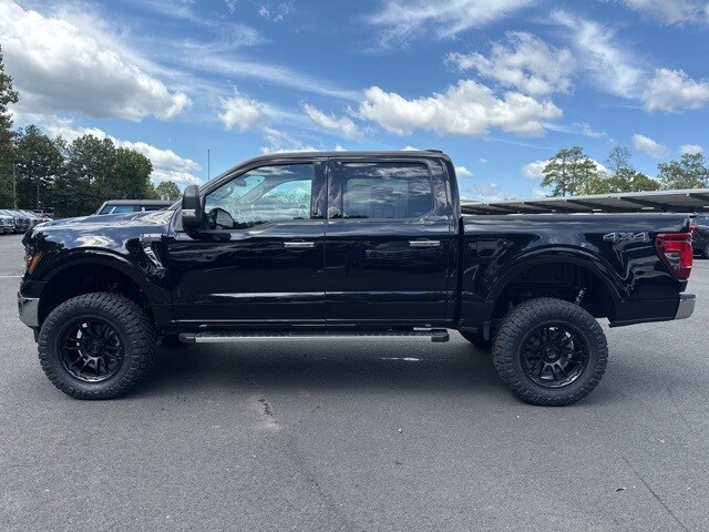 2024 Ford F-150 XLT photo 2
