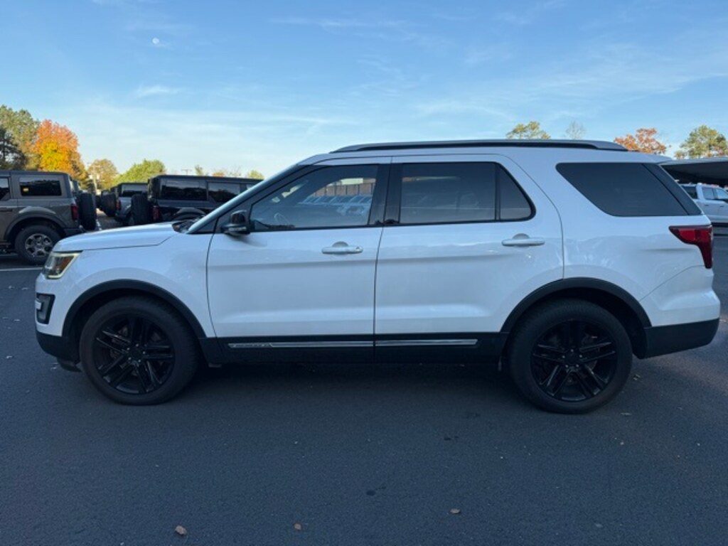 Certified 2017 Ford Explorer XLT SUV