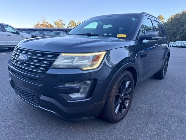 2017 Ford Explorer XLT SUV