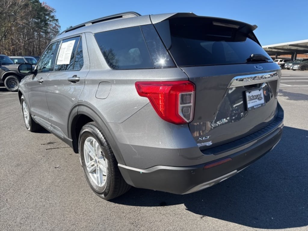 Used 2022 Ford Explorer XLT SUV