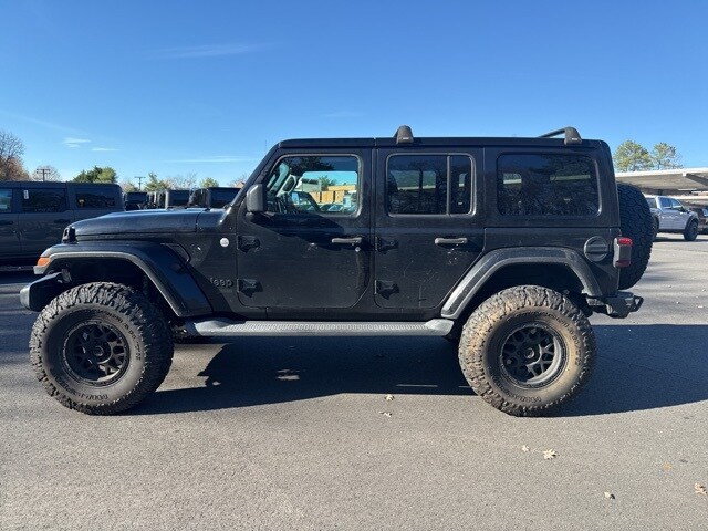 2020 Jeep Wrangler Unlimited Sahara photo 2