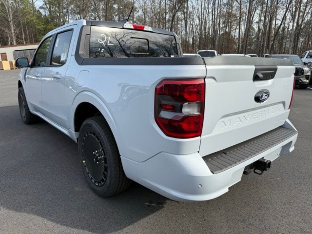 New 2026 Ford Maverick Lobo High 4D Crew Cab