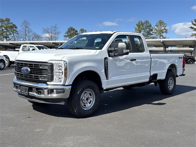 2025 Ford F-350 XL photo 4