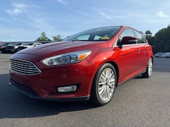 2018 Ford Focus Titanium Hatchback