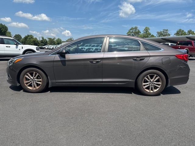 Used 2016 Hyundai Sonata SE with VIN 5NPE24AF5GH379939 for sale in Glen Allen, VA