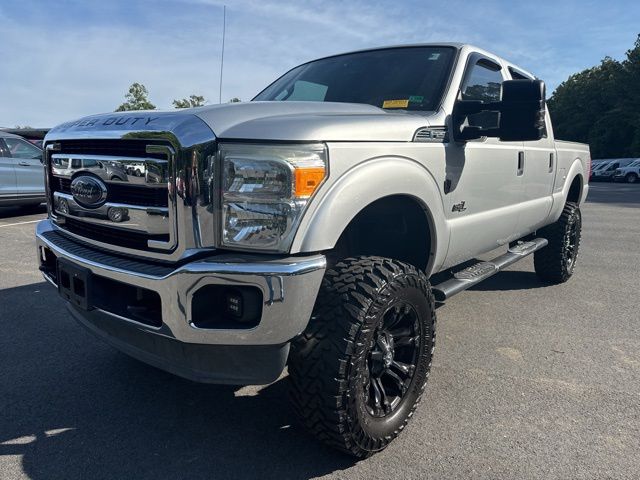 2015 Ford F-250 XL 4x4 Crew Cab 172 in's photo